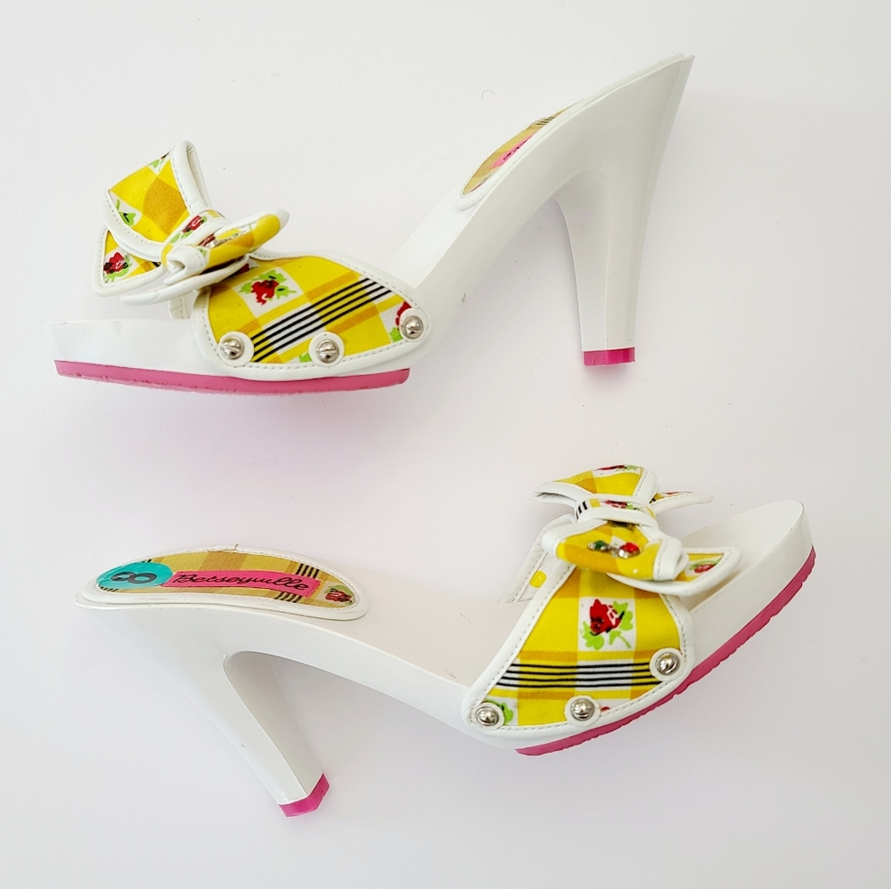 Betsey Johnson Shoes, Floral Heels, Slip on Sandals, Betseyville, Size 8